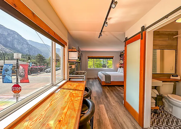 Squamish Cheap Hotels