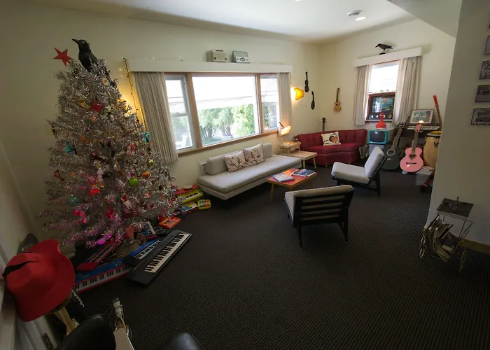 Sturgeon Bay Cheap Hotels