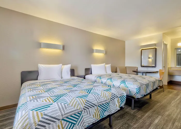 Bryan Cheap Hotels