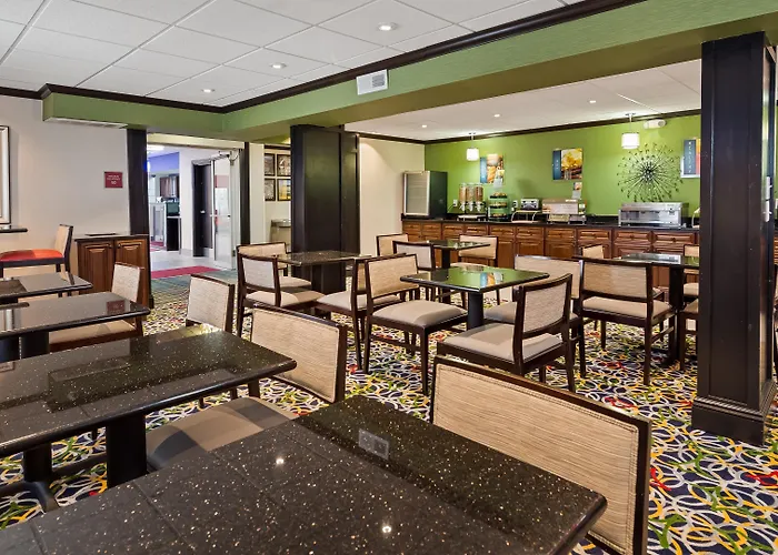 Elyria Cheap Hotels