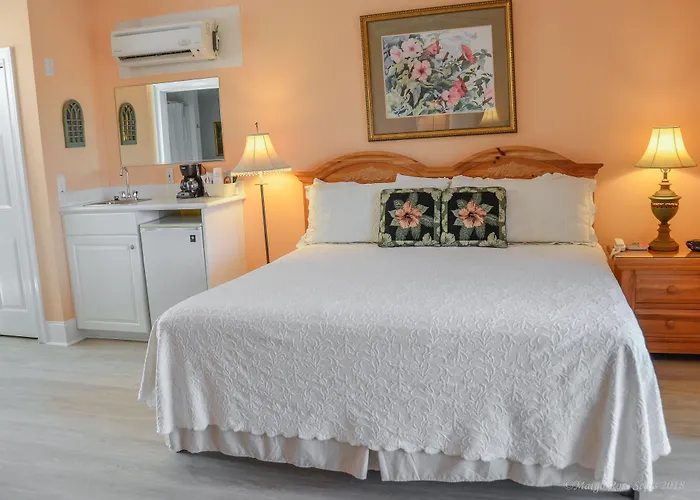 Sunset Beach Cheap Hotels