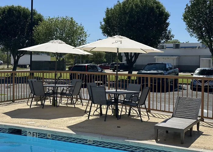 Moss Point Cheap Hotels