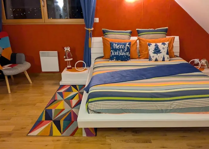 Chessy (Seine-et-Marne) Cheap Hotels