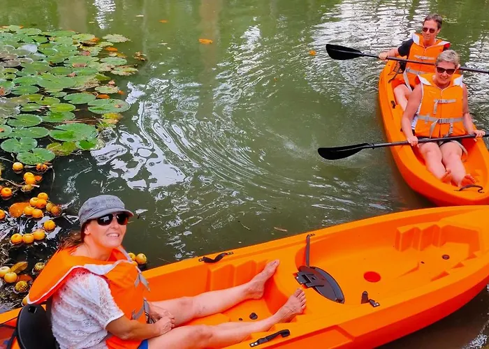 Kumarakom Cheap Hotels