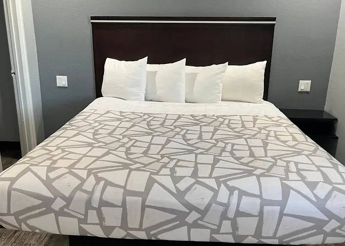 San Juan Capistrano Cheap Hotels