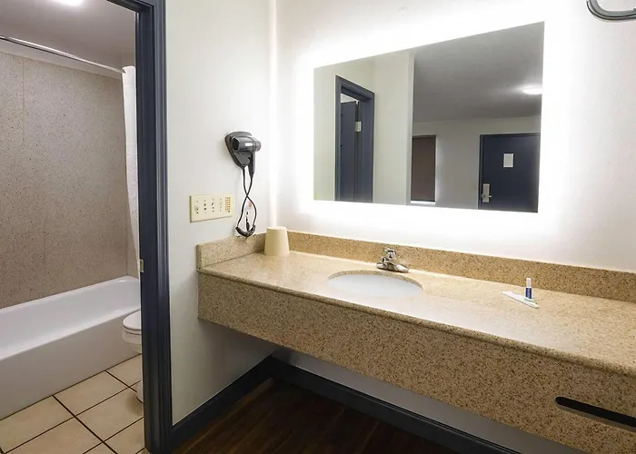 Jeffersonville Cheap Hotels