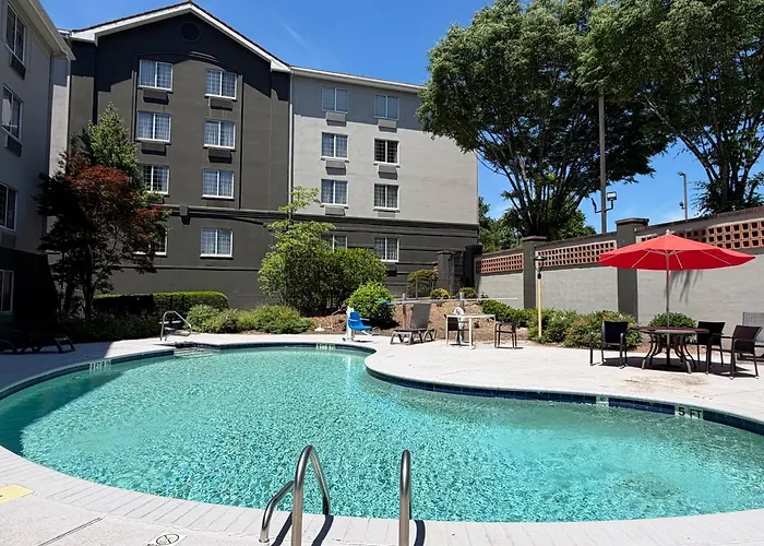 Homewood Cheap Hotels