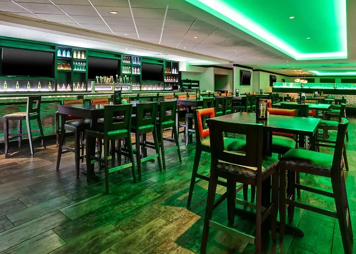 Canton Cheap Hotels