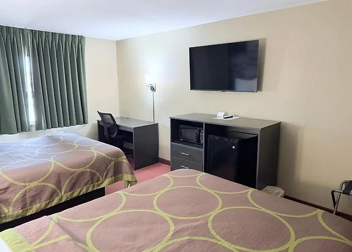 Fond du Lac Cheap Hotels