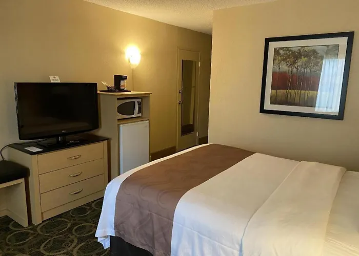 Geneseo Cheap Hotels