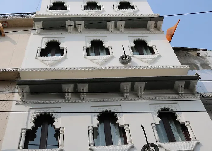Udaipur Cheap Hotels