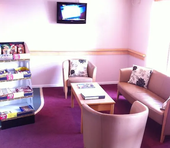 Brighouse Cheap Hotels