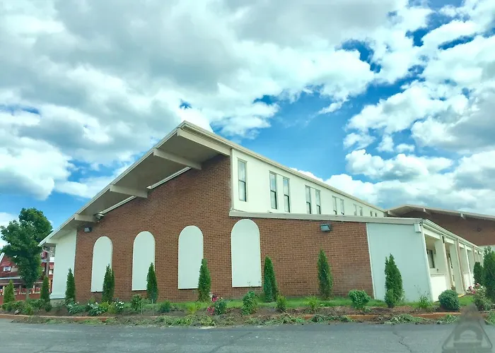 North Chicago Cheap Hotels