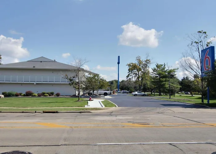 Middleburg Heights Cheap Hotels